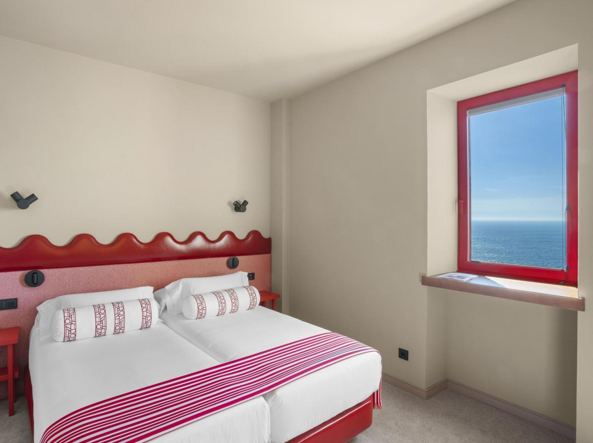 באיונה Hotel Boutique Faro Silleiro מראה חיצוני תמונה