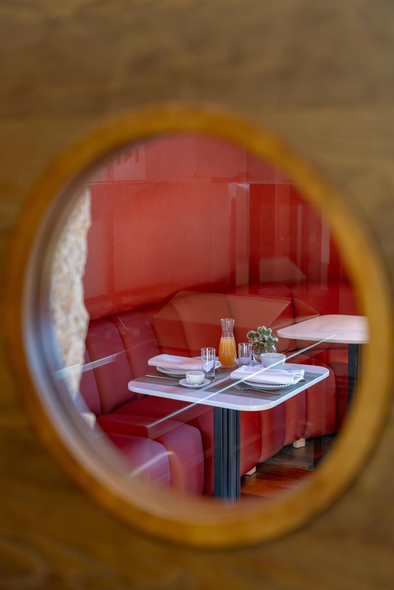 באיונה Hotel Boutique Faro Silleiro מראה חיצוני תמונה